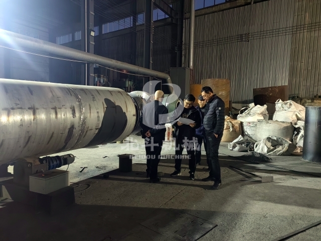 冬夜將至,湖北客戶抵廠考察連續式稻殼91视频大全黄色