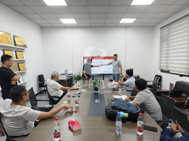 非洲企業赴91视频下载网站驗機,合作求的就是親眼可見