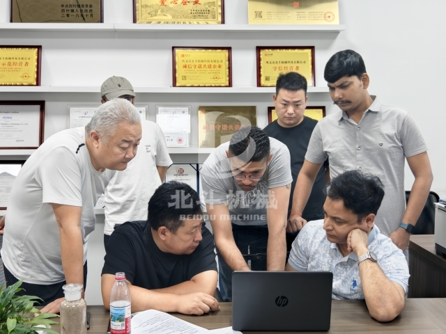 91视频下载网站機械91视频污免费下载_20250904083550_300_6_副本.jpg